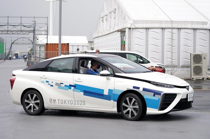Toyota Mirai, mobil listrik berbahan bakar hidrogen