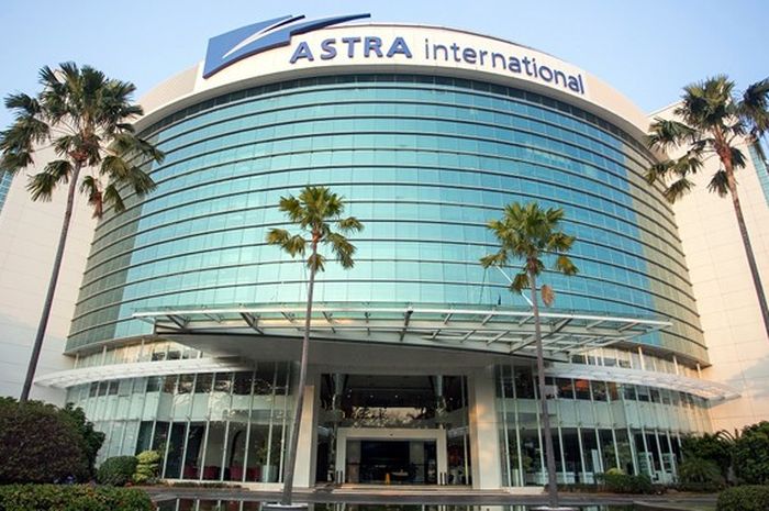Bisnis otomotif Astra membaik cukup signifikan, dengan penjualan mobil naik 50% dan penjualan motor naik 29%