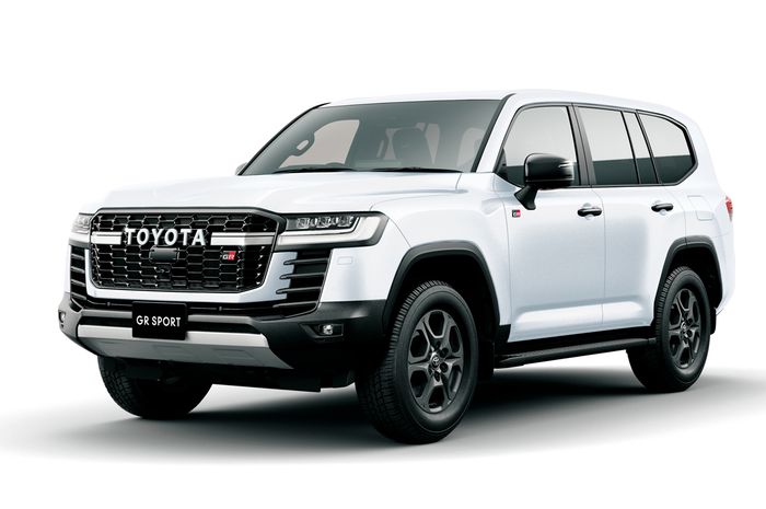 Toyota Land Cruiser 300 GR Sport hadir di Jepang. 