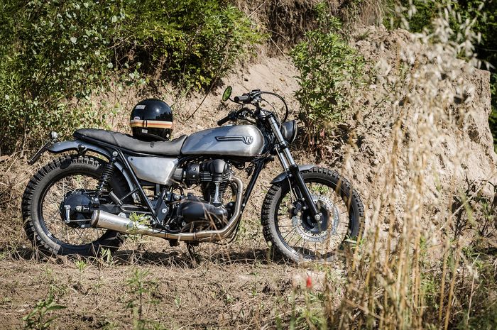 Kawasaki W800 Scrambler 