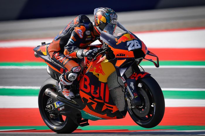 Dani Pedrosa boleh melakukan start ulang meski sudah mengalami tabrakan dan insiden mengerikan di MotoGP Styria 2021. 