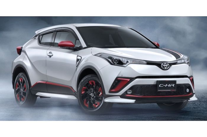 Modifikasi Toyota C-HR tampil sporty pasang aksesori Toyota Thailand