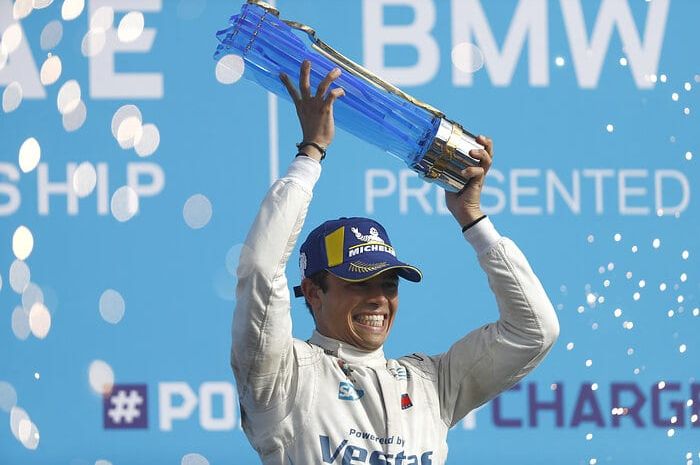 Nyck de Vries, juara dunia Formula E dari Mercedes yang siap diboyong ke F1. 