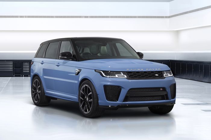 Land Rover perkenalkan Range Rover Sport SVR Ultimate yang tampil dengan sentuhan spesial ala SV Bespoke.