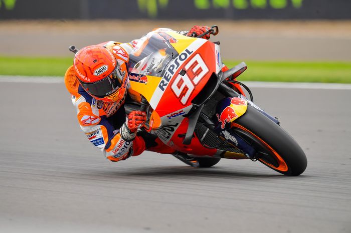 Marc Marquez crash di sesi Warm Up MotoGP Inggris 2021 (29/8) di Tikungan 8