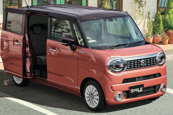 Kei car Suzuki Wagon R Smile telah diperkenalkan di Jepang.