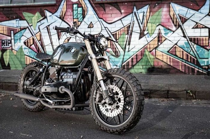 BMW R100 bobber scrambler 