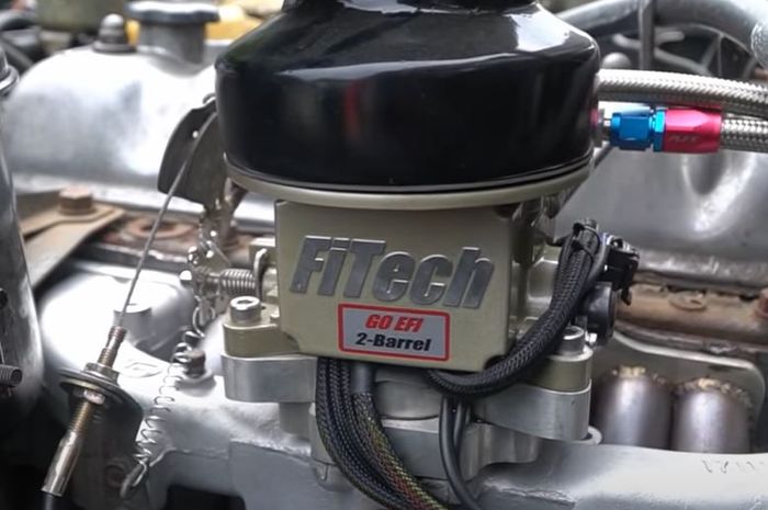 FiTech Fuel Injection yang sudah terpasang di mesin 2F Toyota Land Cruiser FJ40