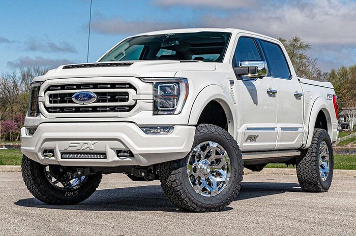 Modifikasi Ford F-150 tampil stylish hasil garapan Tuscany Motor Company
