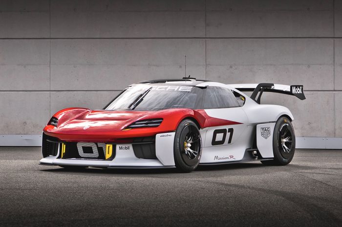 Porsche Mission R tampil perdana di IAA Mobility 2021.