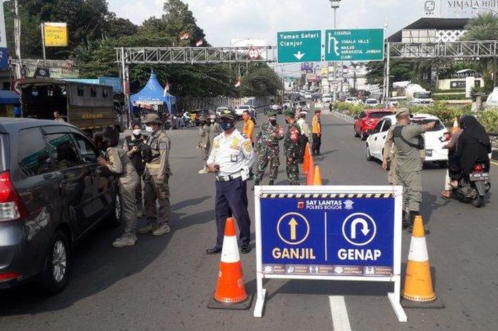 Uji coba ganjil genap Puncak Bogor dimulai Jumat (10/9), Polisi pantau jalan tikus yang sering dipakai bikers