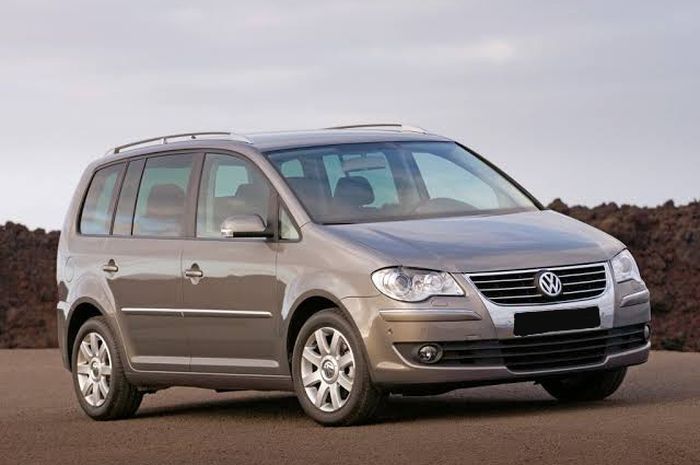 Ilustrasi VW Touran bekas, lansiran 2009 hingga 2011