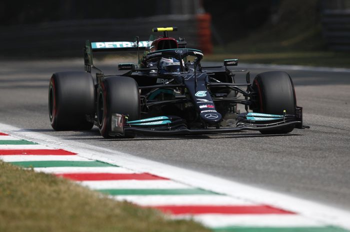 Hasil Sprint Race F1 Italia 2021 - Kemenangan Valtteri Bottas Berlanjut  Penalti, Max Verstappen Pole Position - GridOto.com