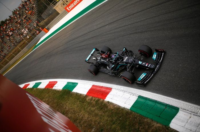 Lewis Hamilton pimpin FP3 F1 Italia 2021