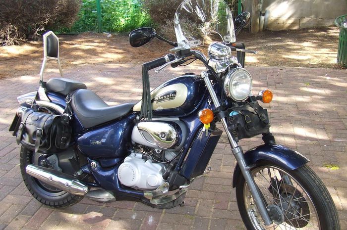 Hampir-Davidson Aprilia Classic 50.