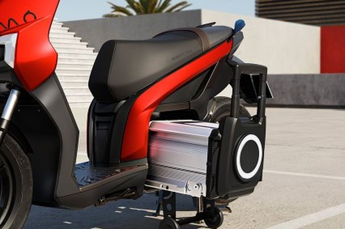 Posisi baterai motor listrik SEAT Mo