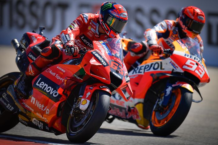 Pertarungan seru Marc Marquez dan Francesco Bagnaia menyita perhatian di 10 menit pertama sesi Warm Up MotoGP Amerika 2021