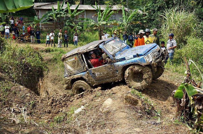 Komunitas SKIn (Suzuki Katana Jimny Indonesia) siap turun di kompetisi off-road