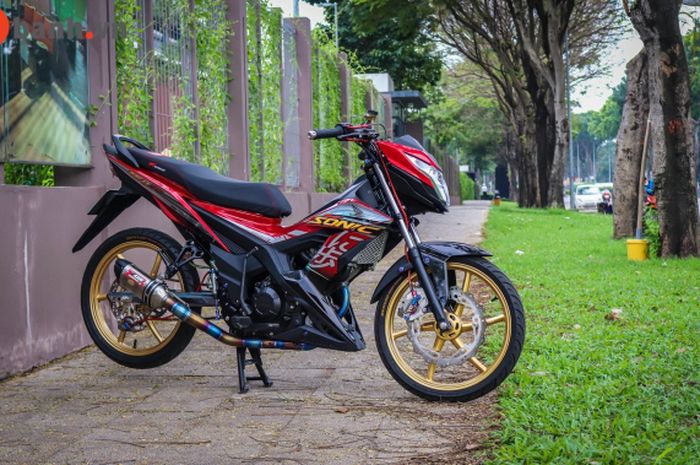 Modifikasi Honda Sonic 150R 