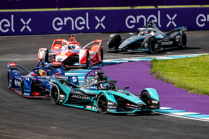 Formula E musim kedelapan akan segera digelar. Jakarta tidak masuk dalam jadwal musim 2021/2022