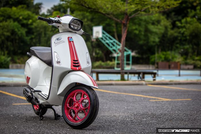 Modifikasi keren Vespa Sprint 