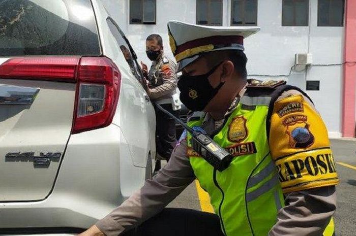 Toyota Calya dikandanin polisi gara-gara knalpot meledak-ledak bikin resah warga