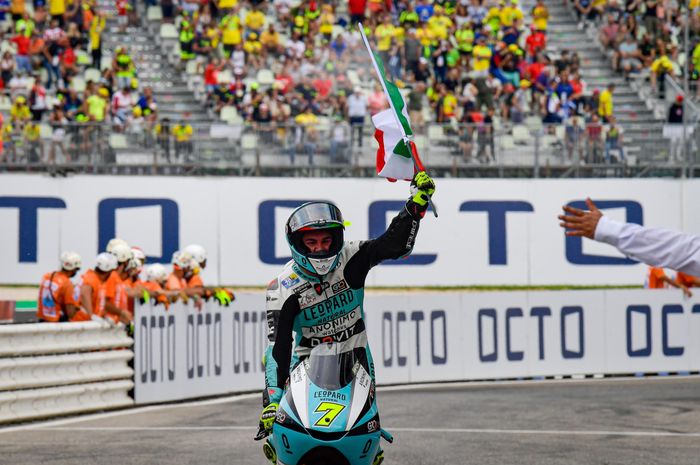 Dennis Foggia juarai Moto3 Emilia Romagna 2021