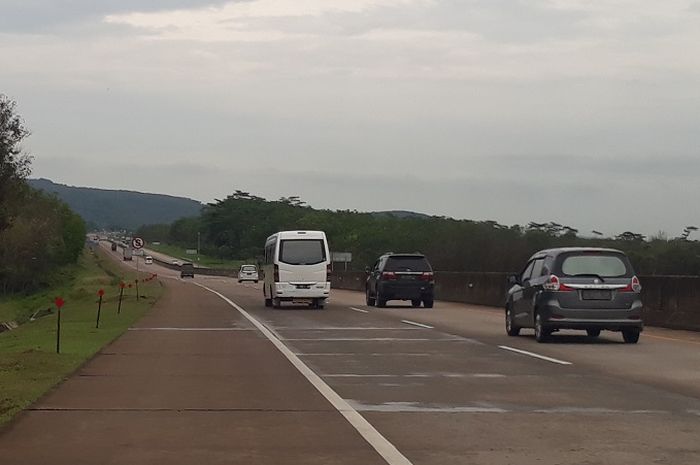 Microsleep hantui pengemudi  mobil