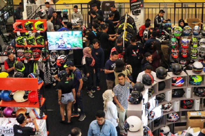 Jangan lupa ke Jakarta Helmet Exhibition (JHE) yang kembali digelar 30-31 Oktober 2021 besok.