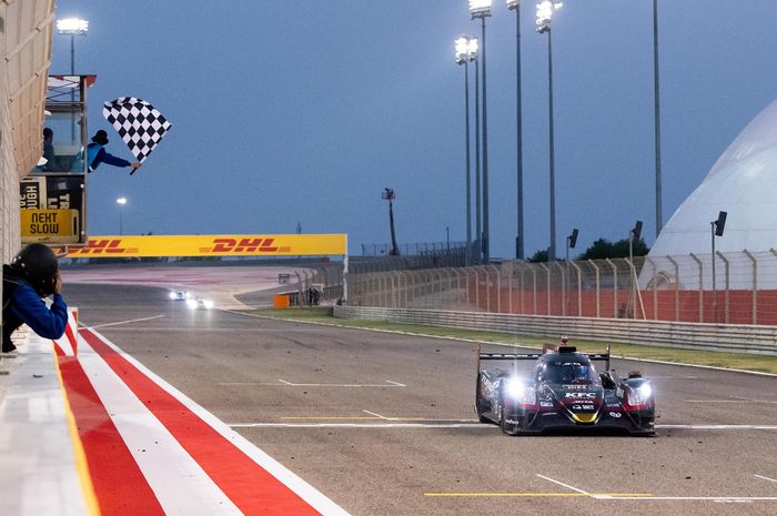 Sempat disundul sampai melintir, Sean Gelael dan Tim JOTA tetap sukses naik podium kedua di 6 Hours of Bahrain.