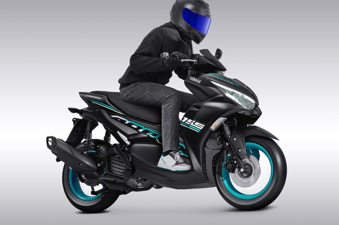 All New Yamaha Aerox 155 Connected Matte Black with Cyan