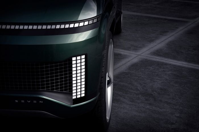 Teaser mobil konsep Hyundai SEVEN.