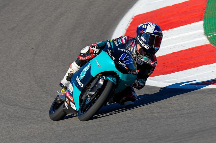 John McPhe menjadi yang tercepat pada sesi latihan bebas Moto3 Algarve 2021
