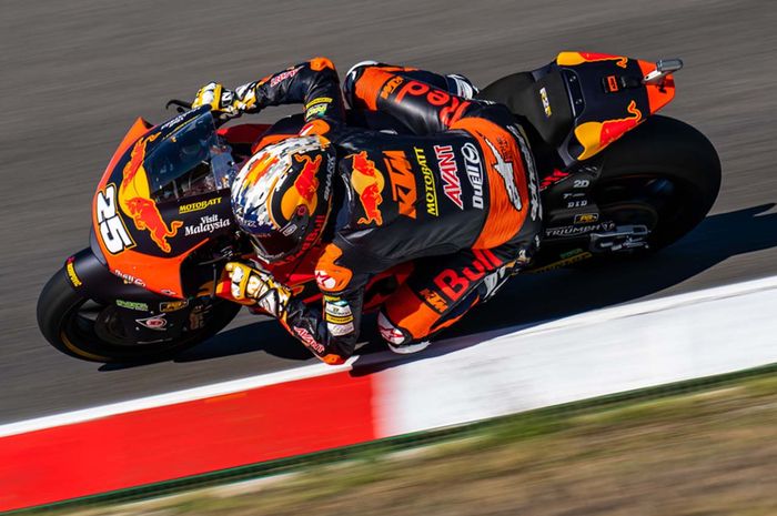 Raul Fernandez sukses meraih pole position pada Moto2 Algarve 2021