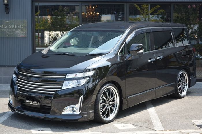 Modifikasi Nissan Elgrand bergaya elegan hasil garapan M'z Speed, Jepang