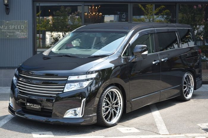 Modifikasi Nissan Elgrand bergaya elegan hasil garapan M'z Speed, Jepang