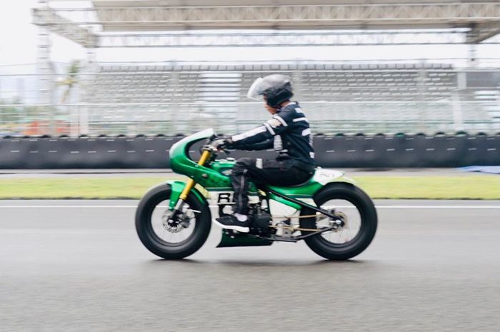 Wujud motor custom Neo Cafe Racer Presiden Jokowi di sirkuit Mandalika