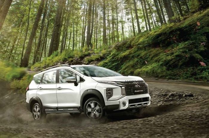PT Mitsubishi Motors Krama Yudha Sales Indonesia (MMKSI), distributor resmi Mitsubishi di Indonesia dari Mitsubishi Motors Corporation (MMC), secara resmi meluncurkan New Xpander dan New Xpander Cross, Senin (8/11/2021). 