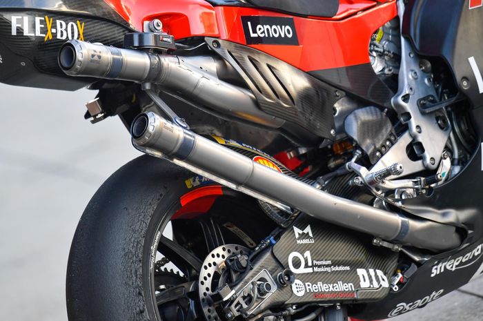 Knalpot Panjang Ducati Desmosedici GP22 saat tes Jerez (18/11). 