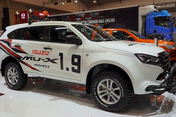 Isuzu Mu-X 4WD model 2021
