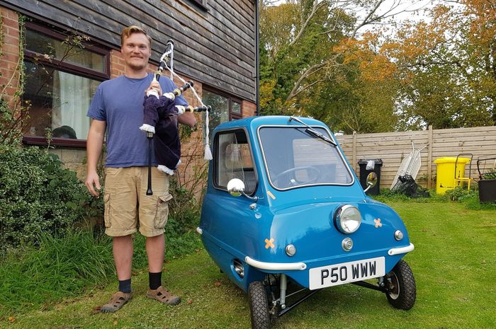 Alex Orchin, pria yang touring lintas Pulau Britania Raya pakai Peel P50.