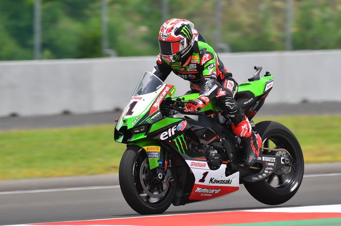 Jonathan Rea kalah tipis dari Toprak Razgatlioglu di Superpole WorldSBK Indonesia 2021