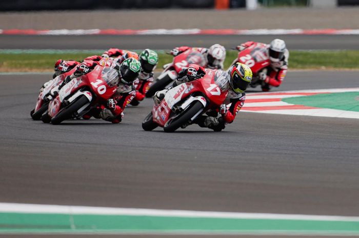Balap Asia Talent Cup Indonesia 2021 di sirkuit Pertamina Mandalika
