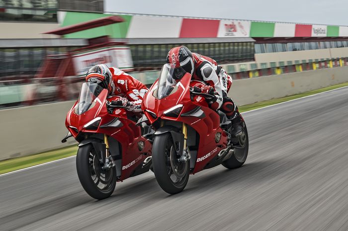 Ducati Panigale V4 R