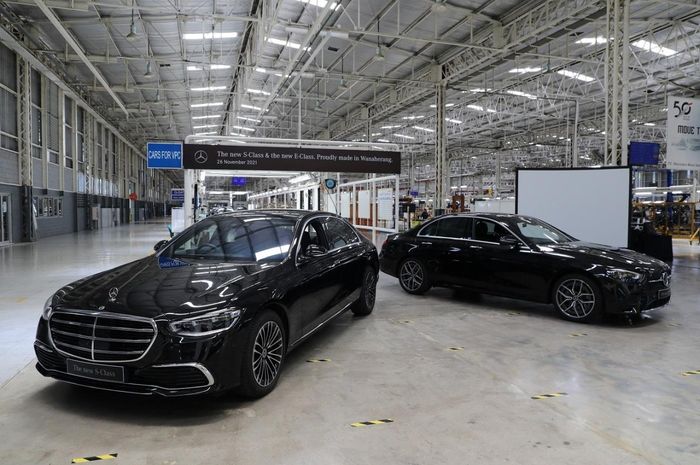 Peluncuran Mercedes-Benz S-Class baru dan E-Class pabrikan Indonesia