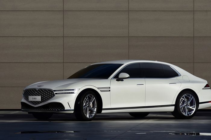 Tampilan eksterior Genesis G90 sedan.