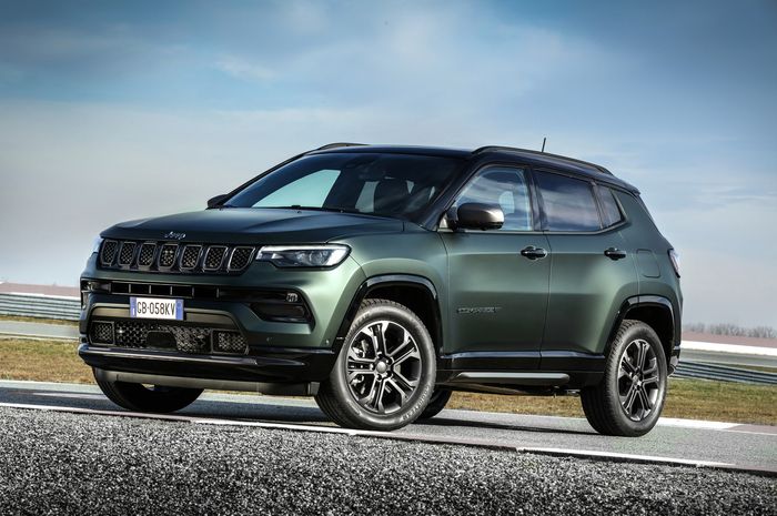 Referensi modifikasi New Jeep Compass ala model 80th Aniversary Edition
