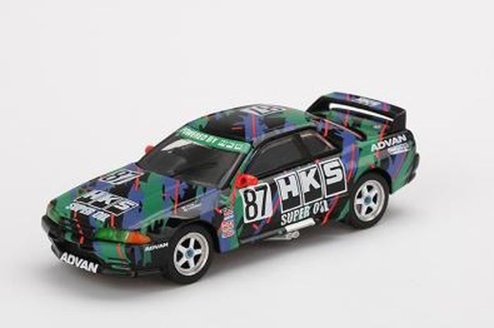 OtoToys diecast Nissan Skyline GT-R R32 versi HKS dari brand Mini GT.