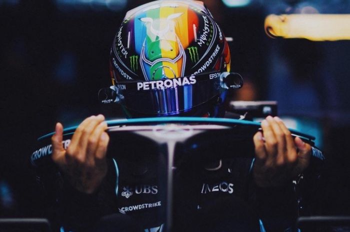 Lewis Hamilton, pensiun atau lanjut?