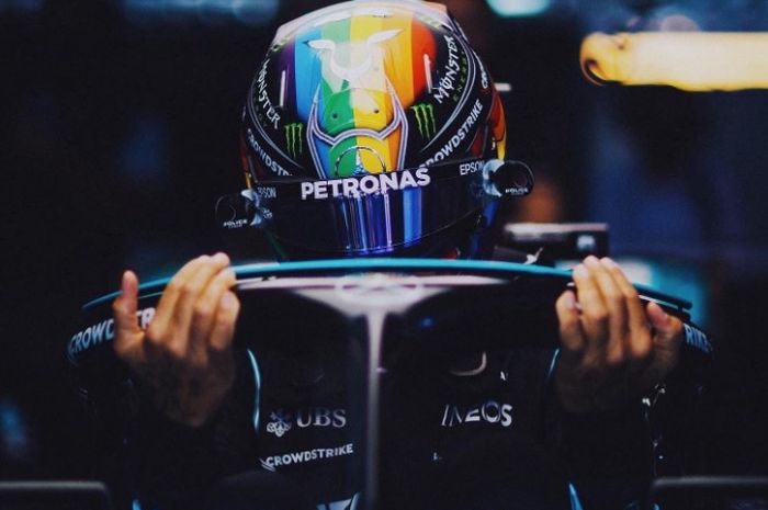 Lewis Hamilton, pensiun atau lanjut?